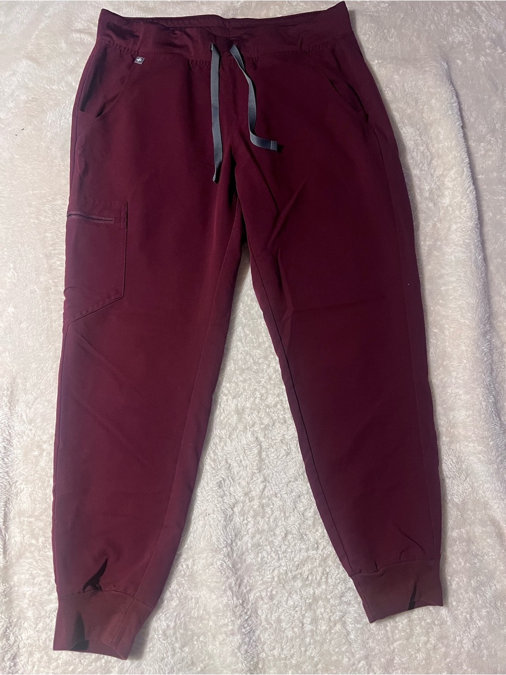 Women’s FIGS Maroon Jogger Scrub Pants